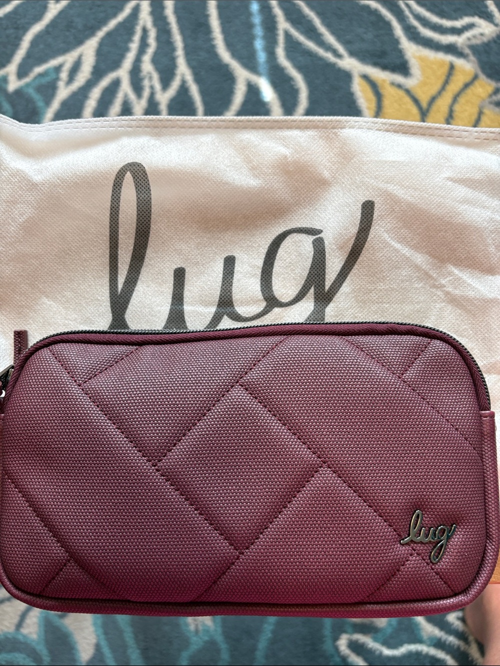 EUC Lug Coupe XL Matte Luxe WINE